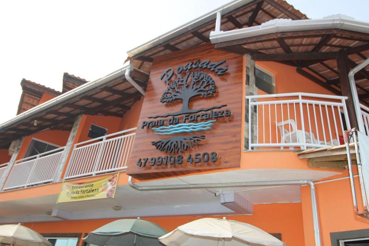 Pousada Praia da Fortaleza 450 metros do Parque Beto Carrero com café da manhã Penha  Exterior foto