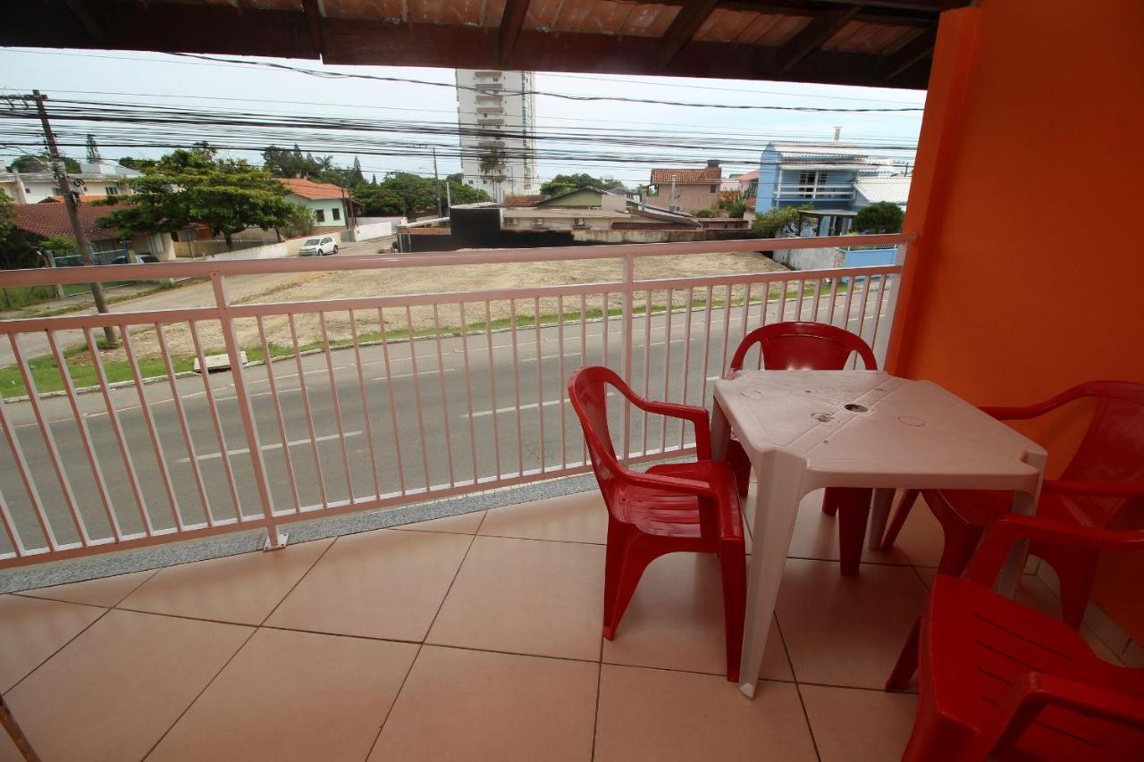 Pousada Praia da Fortaleza 450 metros do Parque Beto Carrero com café da manhã Penha  Exterior foto